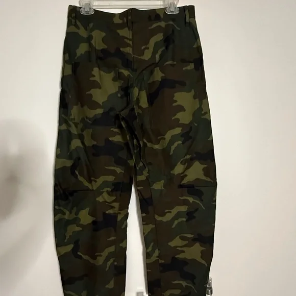 NILI LOTAN CAMOFLAUGE SHON PANT - SZ 4 - Picture 10 of 14